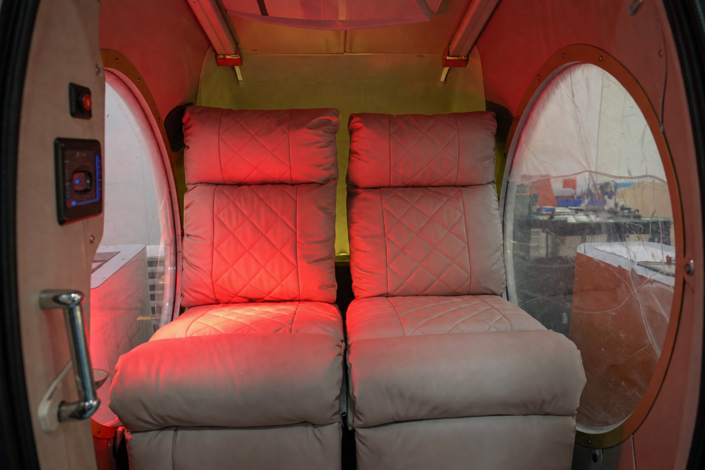 What Should I Consider When Buying a Hyperbaric Oxygen Chamber（images 2）